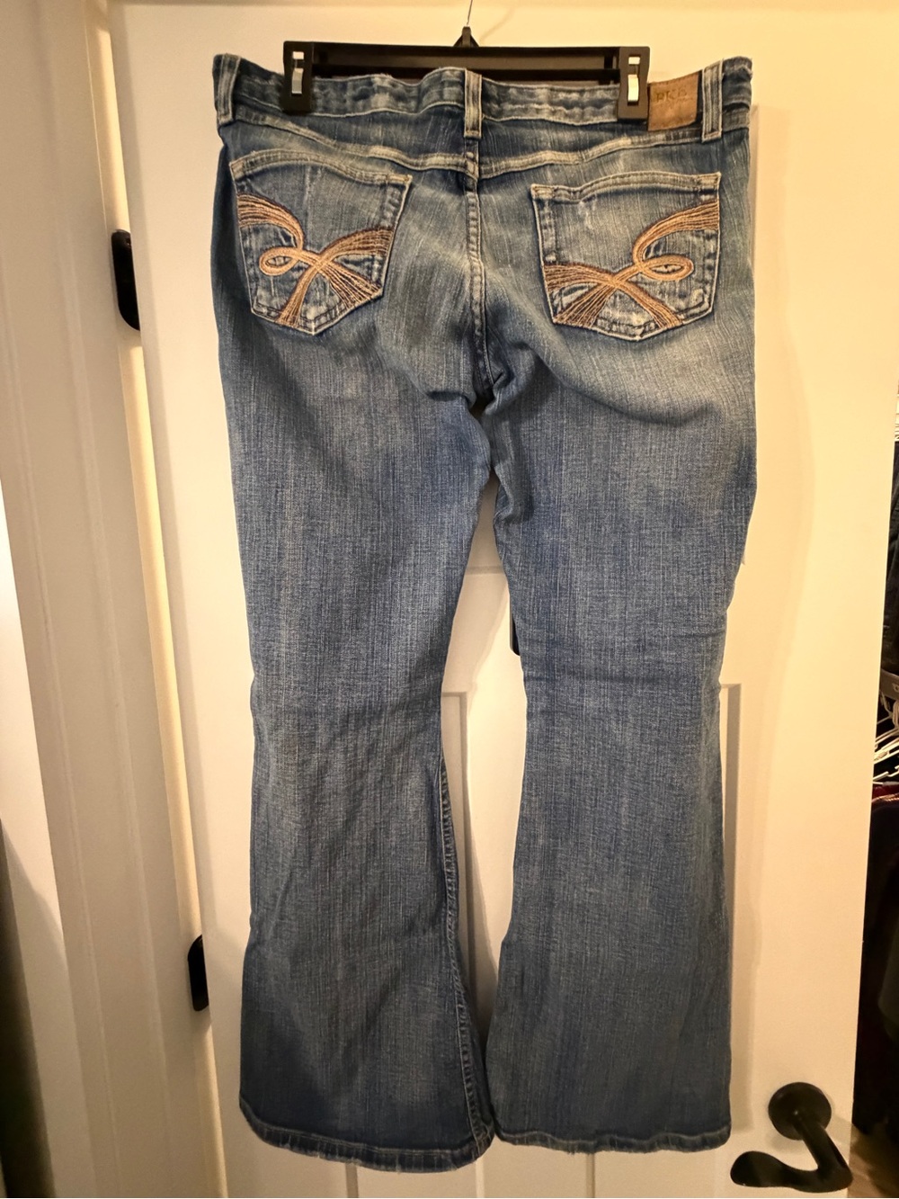 Vintage BKE Women’s Light Blue Flared Jeans - Low rise